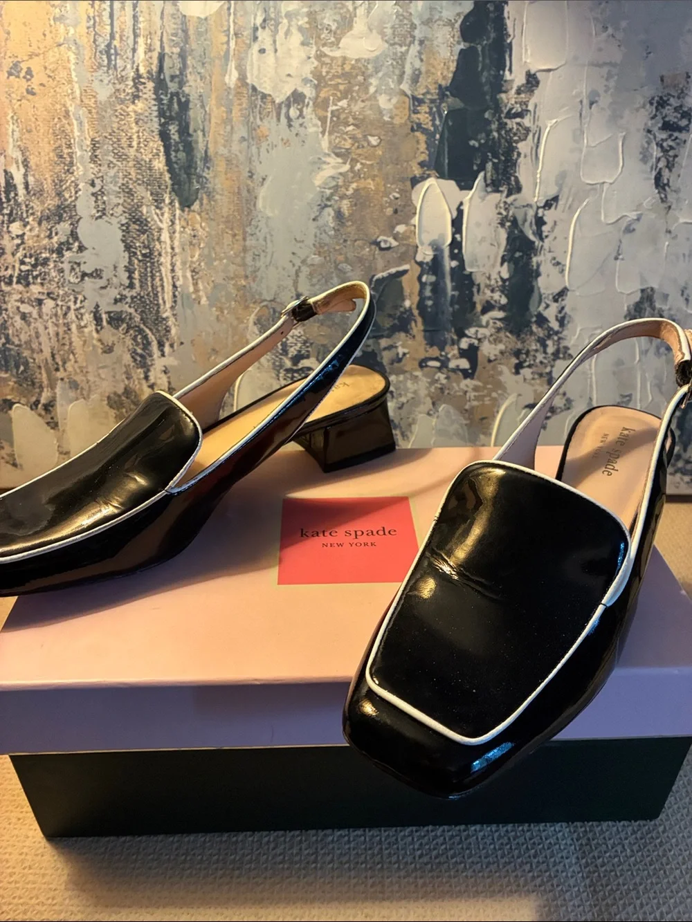 EUC !Kate Spade  Black Patent Leather Slingback Sabina Loafers w/ Gold Size 7M